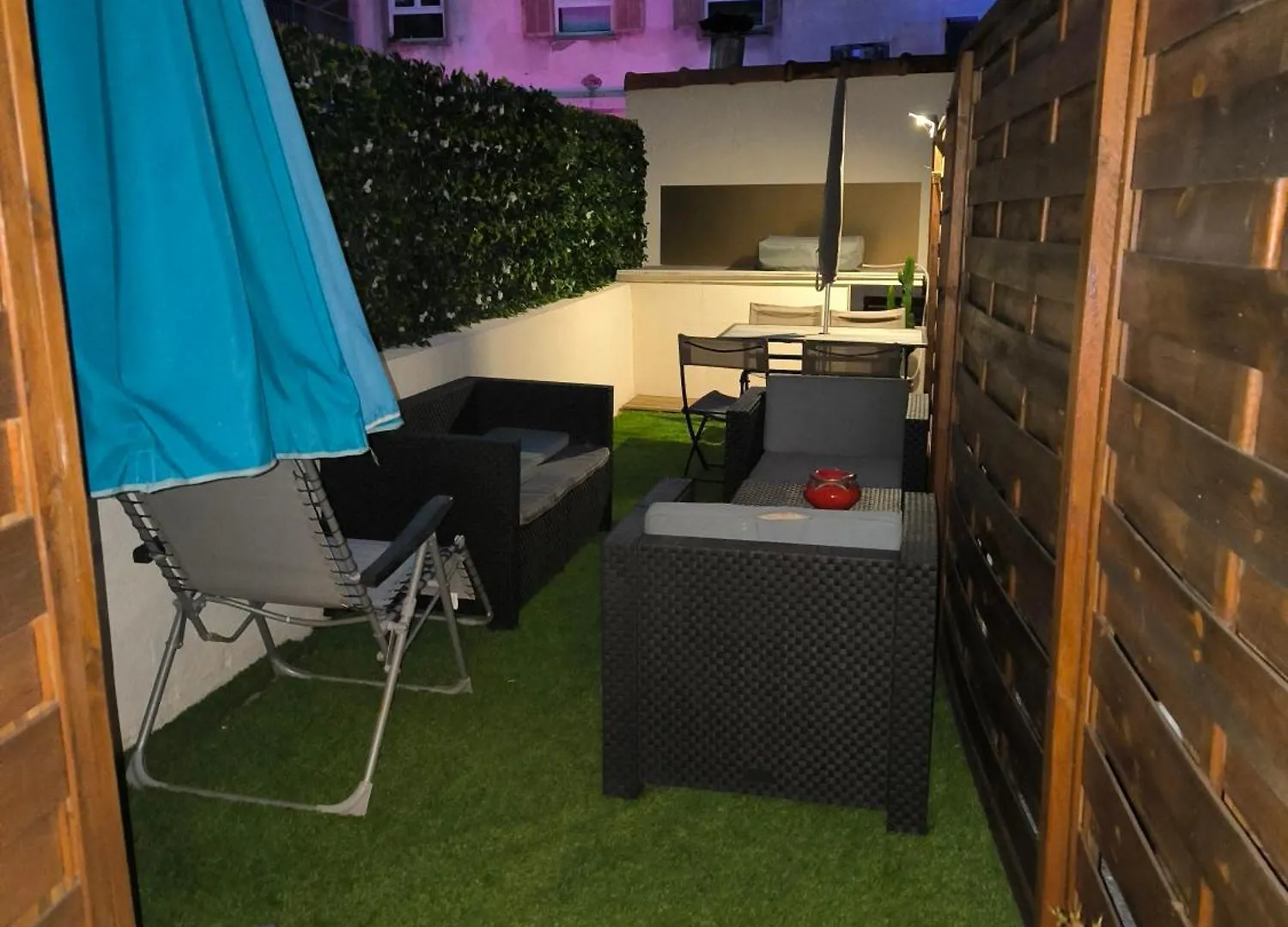 Apartment Loft Place Massena Avec Terrasse Nice