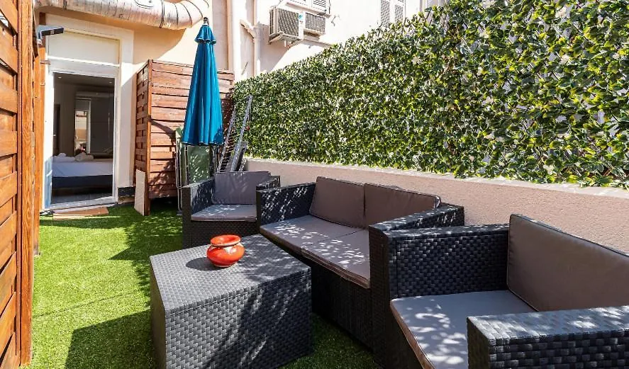 Loft Place Massena Avec Terrasse Nice France