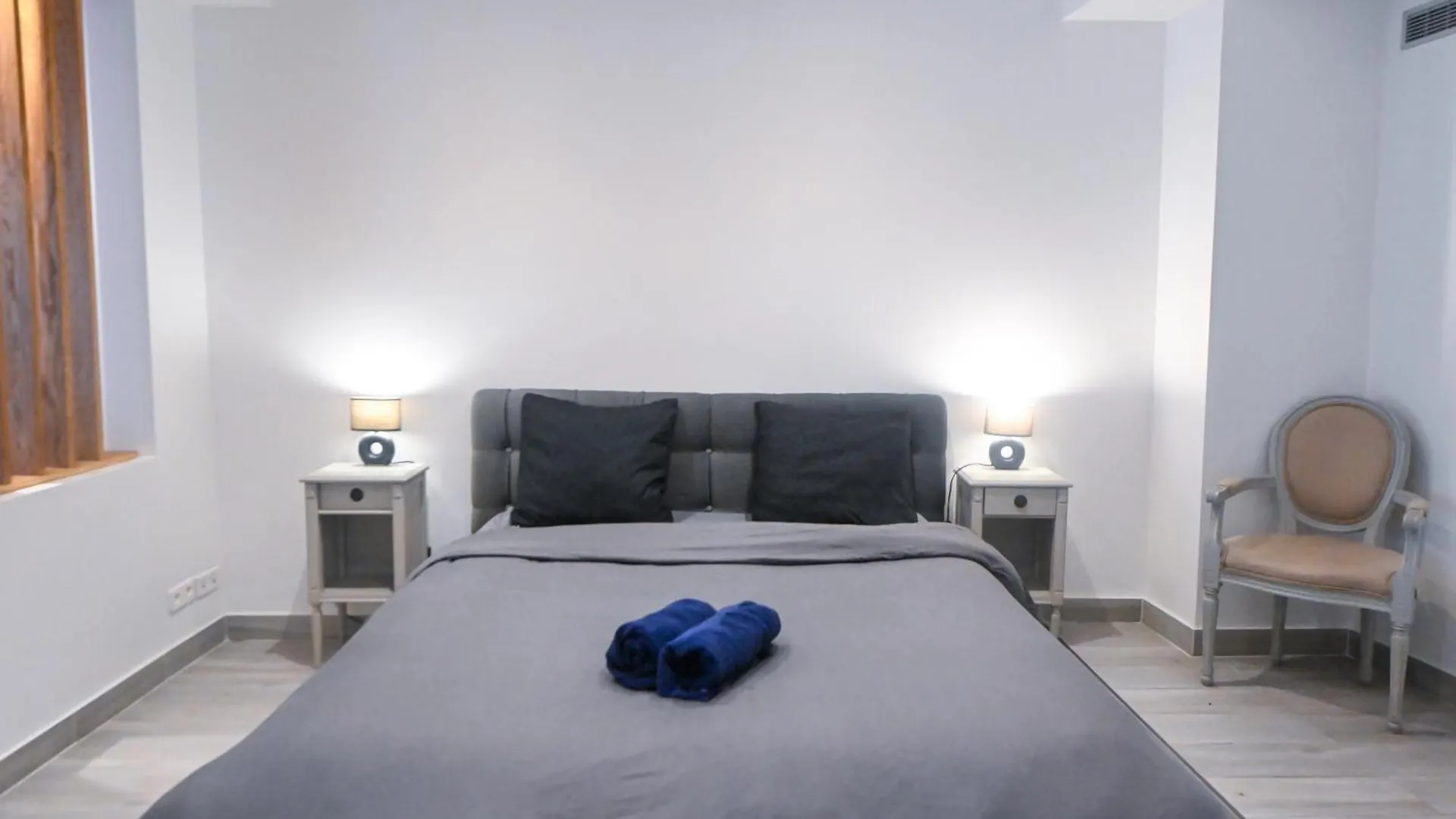 Loft Place Massena Avec Terrasse Nice France