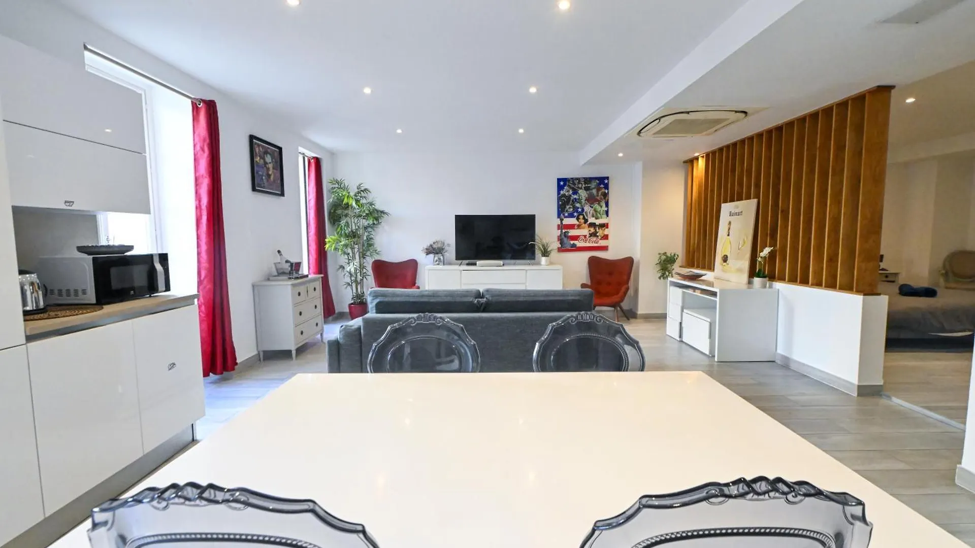 Apartment Loft Place Massena Avec Terrasse Nice